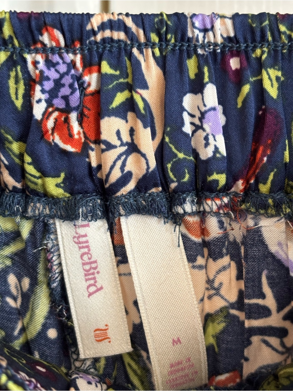Anthropologie The LyreBird Silky Balloon Pants Floral Print size M - Picture 4 of 6
